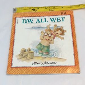 COPY - 🍀2 for $10 Sale☘️D.W. All Wet , 1988 vintage , Marc Brown (Arthur)